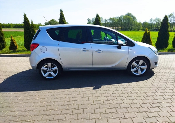 Opel Meriva cena 34900 przebieg: 196000, rok produkcji 2017 z Sieradz małe 46